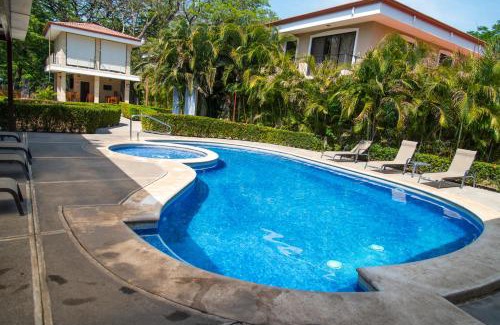 Coco Hotel | Nacazcol - Playas del Coco