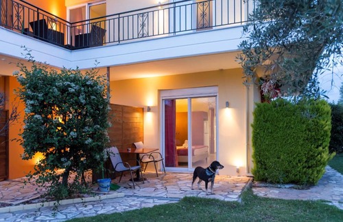 Nea Tirintha Apartment | Nafplion Bros Garden Home in Olive Grove Resort