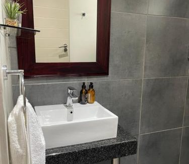 Nahoon Apartment | Nahoon Studio B