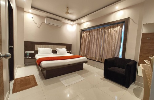 Smanora Range Hotel | Nainital Hotel Sunset