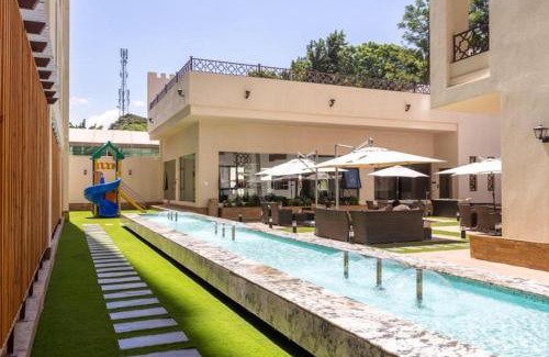 Kileleshwa Apartment | Nairobi City view1 BDRM condo with pool and gym