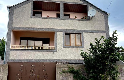 Dilijan House | Nais House in DILIJAN