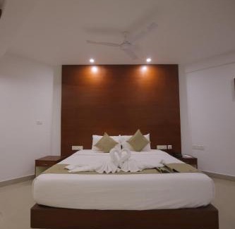 Guruvayur Hotel | Nakshatra Emerald