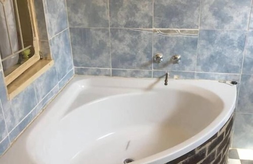 Kabwe House | Nalikwanda Guest House
