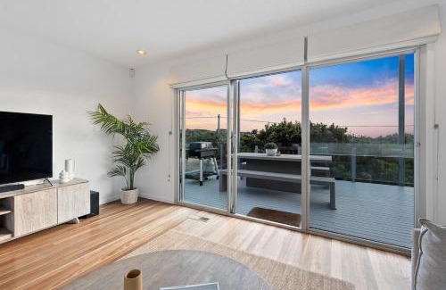 St. Andrews Beach House | Nalu Retreat Luxe Beach Escape Steps From Ocean