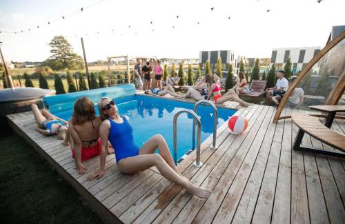 Palanga Villa | Namas su PRIVAČIU BASEINU, SAUNA IR KUBILU!