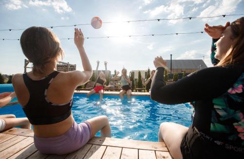 Palanga Villa | Namas su PRIVAČIU BASEINU, SAUNA IR KUBILU!
