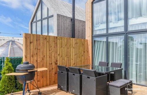 Palanga Villa | Namas su PRIVAČIU BASEINU ir JACUZZI!