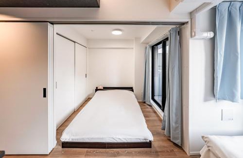 Namba Apartment | Namba River Side Garden Hotel 301