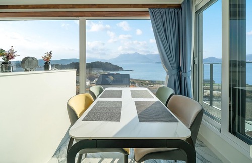 Namhae House | Namhae Geunaluinamhae Pension