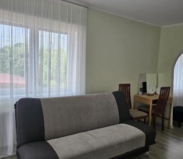 Jelgava House | Namiņš ar balkonu
