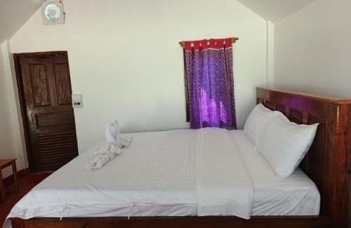 Kong Lor House | Namnoncave Resort