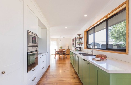 Trentham House | Nancy's of Trentham in heart of town