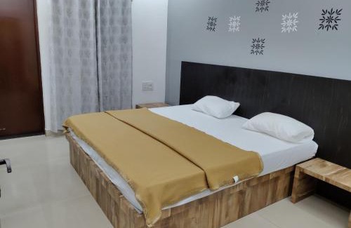 Kuvempu Nagara Hotel | Nandan Suits