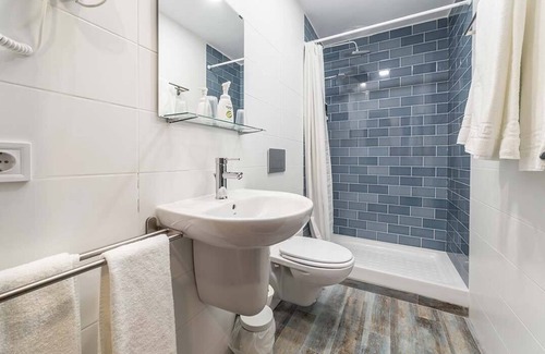 Poblats Maritims House | Nanit Hostel Valencia