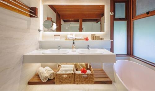 Porto de Galinhas Resort | NANNAI Muro Alto