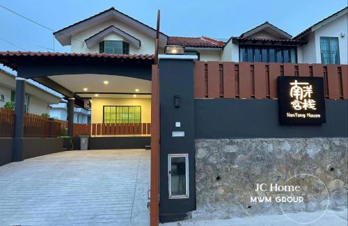 Kluang House | NanYang Style Kluang Holiday Suites