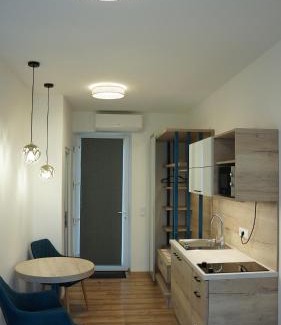 Fonyod Bed & Breakfast | Napsugár Club és Panzió