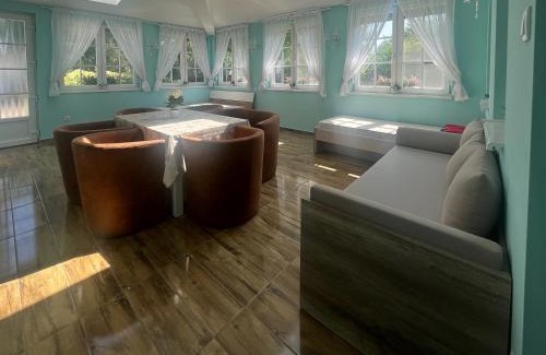 Roszke Apartment | Napsugaras Birtok
