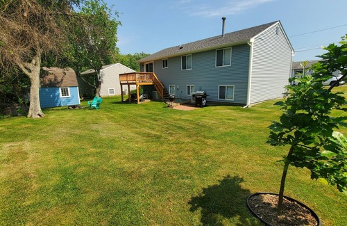 Bonnet Shores House | Narragansett, Bonnet Shores - Walk to the beach!