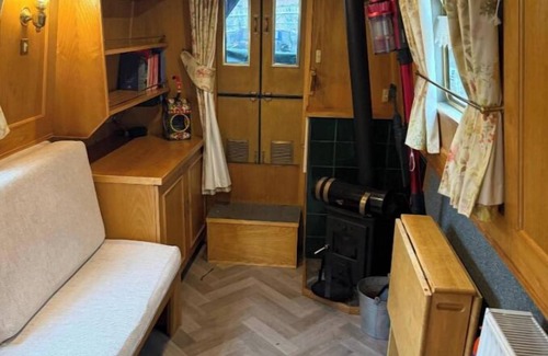 The Westside Boat Rental | Narrowboat in Birmingham City