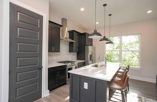 Nashville House | Nash Boutique Stay 3 bd Parking 12 min to DT