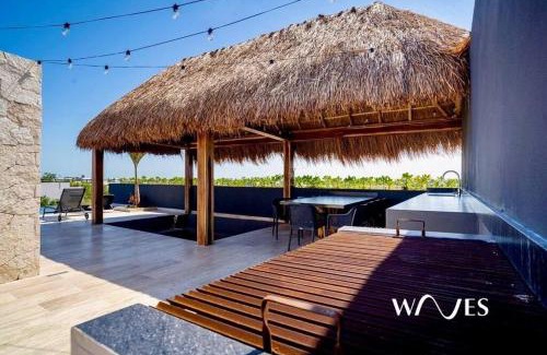 La Veleta Apartment | Natural Lighted Boho Chic Studio with Private Pool by Waves