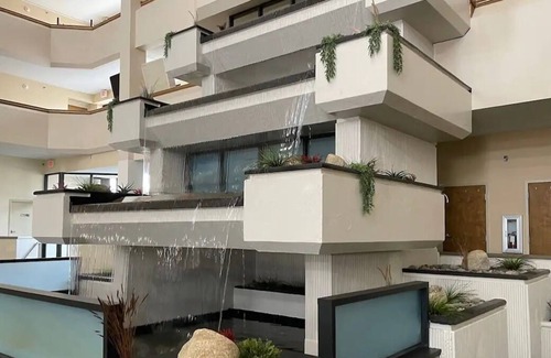 Billings House | Nature Escape! 4 Great Units, Free Breakfast, Minutes to Rimrocks