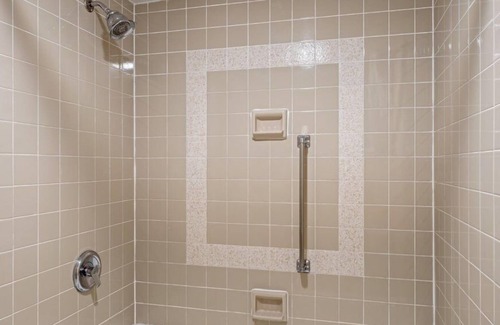 Billings House | Nature Escape! 4 Great Units, Free Breakfast, Minutes to Rimrocks