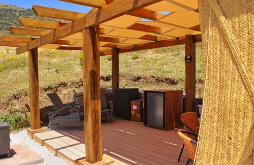 Montecorto Cabin | Nature lovers escape on an eco-friendly vineyard
