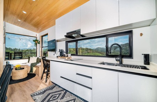 Vista House | Nature Retreat w/Hot Tub, Fire Pit, Views, Privacy