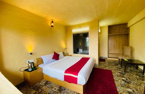 Shimla Hotel | Nature Valley Resort Mashobra - A Peacefull stay with balcony