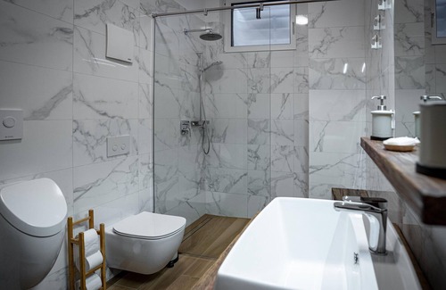 Poljubinj House | Nature View House with Sauna