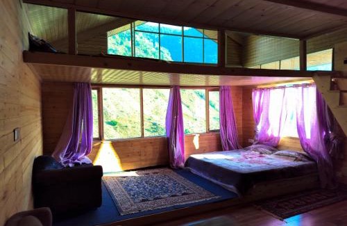 Gunehr Hotel | Natures Edge