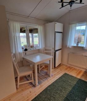Borlange House | Naturnära stuga i Norr Amsberg
