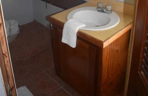 Surfside Apartment | Nautical Inn 10-Cozy Villa-Second Floor-Beachfront