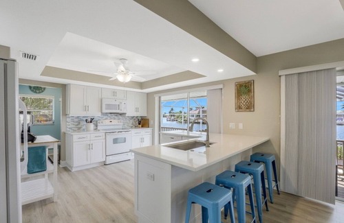 Marco Island House | Nautical pet-friendly home w/pool, kayaks & bikes