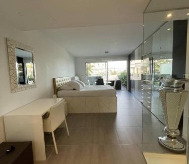 Naturist Village Apartment | NAUTILIA 101 - Luxe avec Jacuzzi - 2 personnes