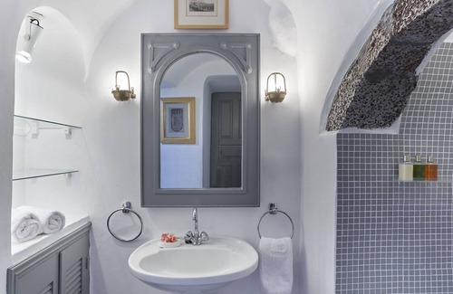 Firostefani House | Nautilus