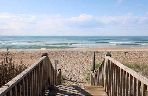 North Topsail Beach Apartment | Navigating Our Destiny- The Perfect Beach Getaway!
