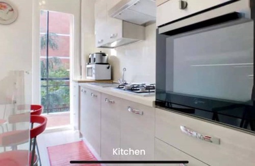 Stadera Apartment | Navigli District - Bright apartment with balcony Free Parking & Wi-Fi