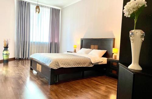 Solomjanskyj Apartment | NAVIT two room apartments with breakfast near the railway station,the city center and the park