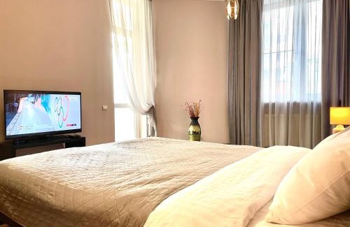 Solomjanskyj Apartment | NAVIT two room apartments with breakfast near the railway station,the city center and the park