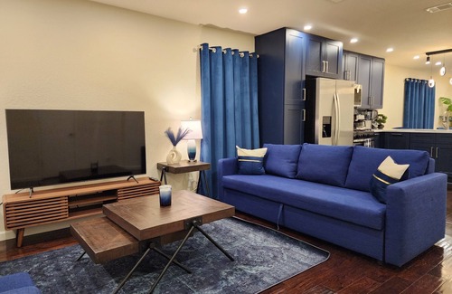 Central East Austin House | Navy Nights & Downtown Lights