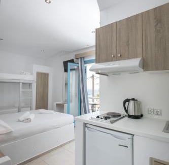 Agios Prokopios Apartment | Naxos Colosseo