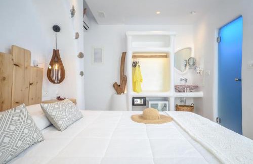 Plaka Apartment | Naxos Island Escape Suites