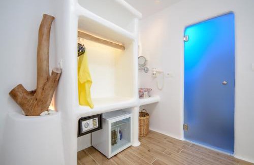 Plaka Apartment | Naxos Island Escape Suites