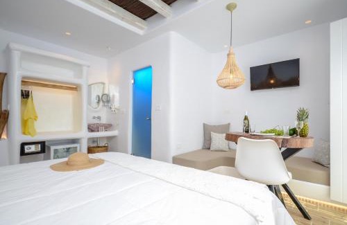 Plaka Apartment | Naxos Island Escape Suites