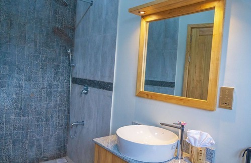 Kisoro Cabin | NDERE ECHIFUUHA RESORT