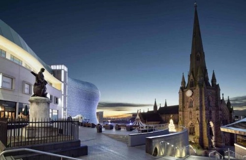 Bordesley Apartment | nDigbeth Apartment Sleeps 12